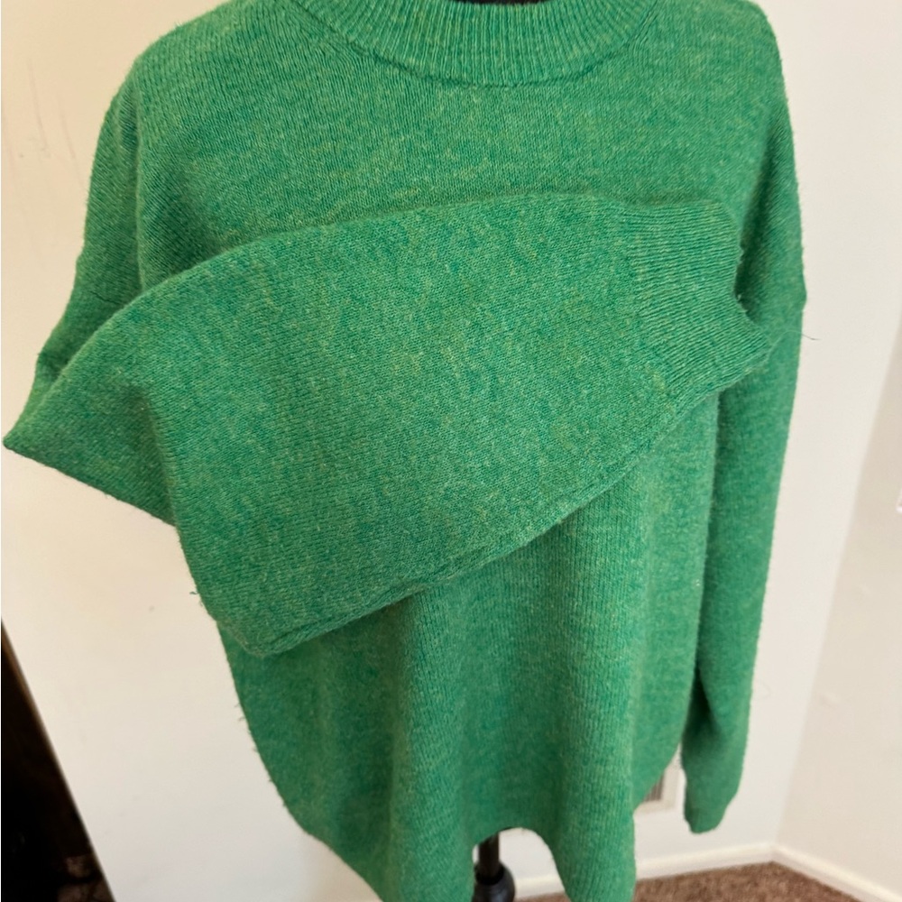 H&M Green Women's Sweater Medium - Picture 5 of 5